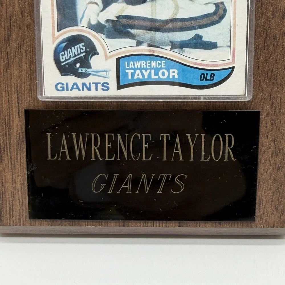 1982‎ Topps Lawrence Taylor Giants Rookie Card Signed #434 Framed No Paperwork